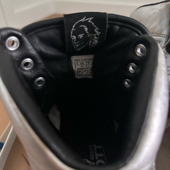 Adidas Originals JS Wing Sneakers - Picture 10 of 15